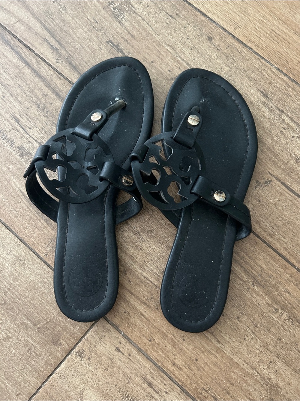 Tory Burch Black Miller Leather Thong Sandals Women’s Size 8.5